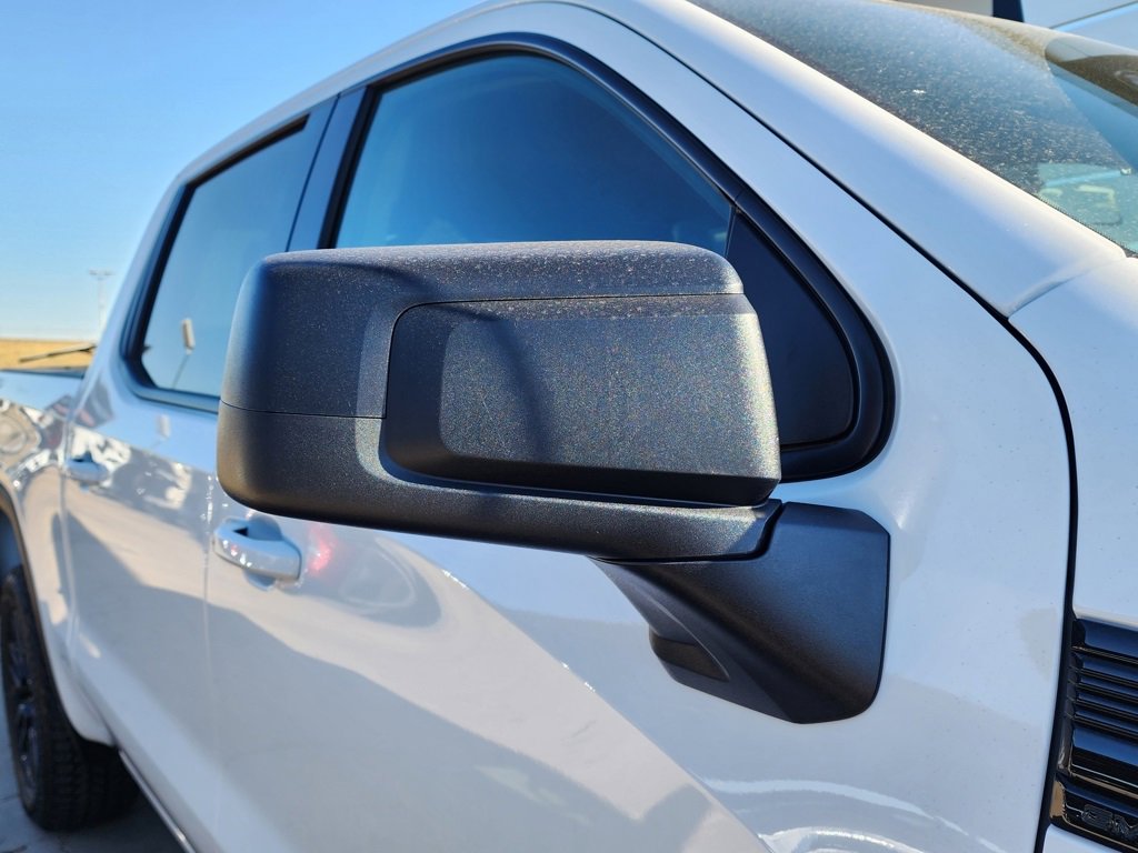 New 2026 GMC Sierra 1500 Elevation image 12