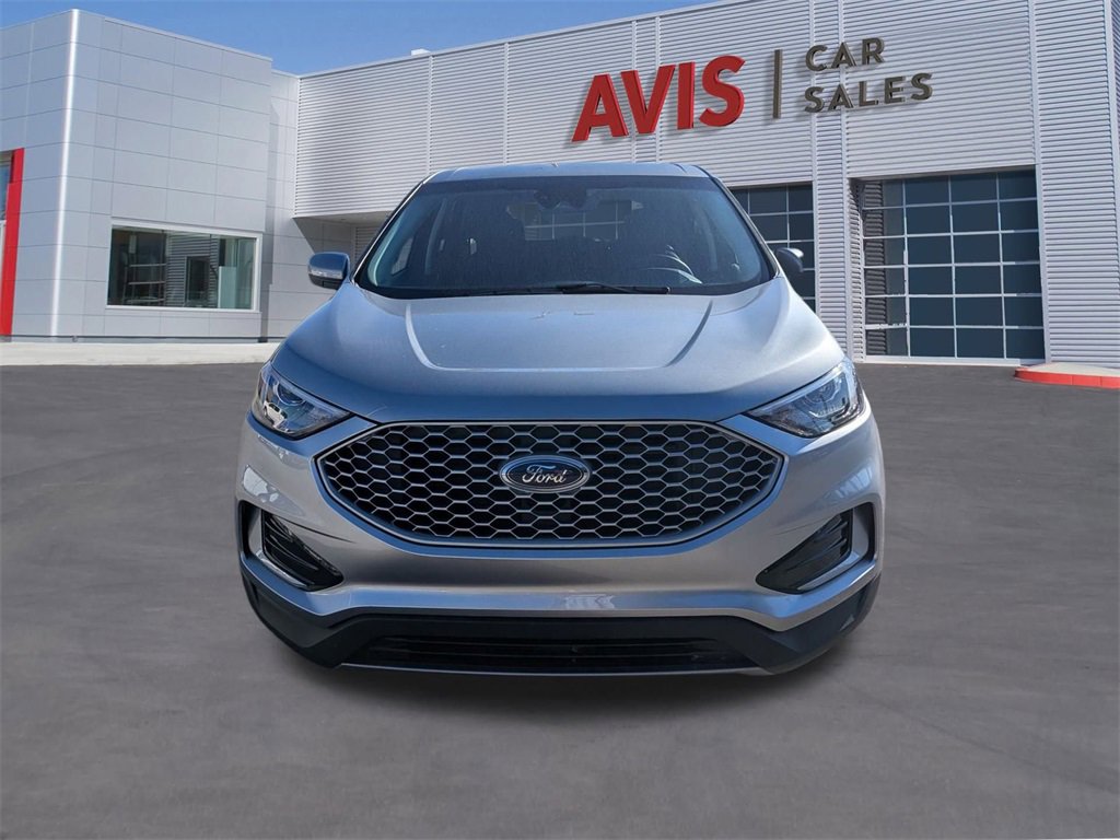Used 2024 Ford Edge SEL image 2