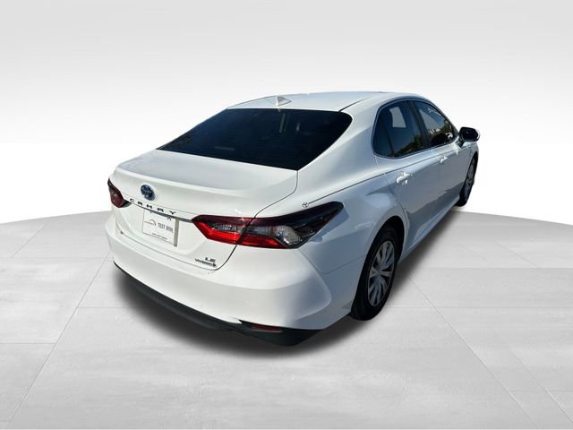 Used 2021 Toyota Camry LE w/ Audio Upgrade Package image 5