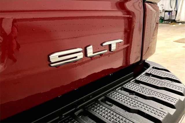 New 2026 GMC Sierra 1500 SLT w/ SLT Premium Plus Package image 7