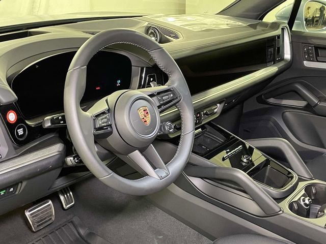 New 2026 Porsche Cayenne S image 4