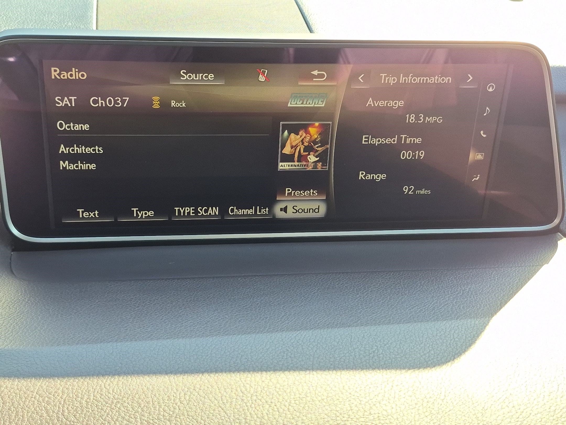 Used 2016 Lexus RX 350 FWD w/ Luxury Package image 23