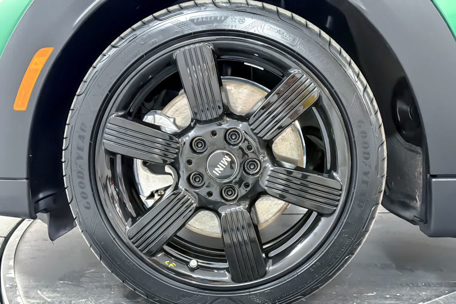 Used 2024 MINI Cooper S FWD image 27