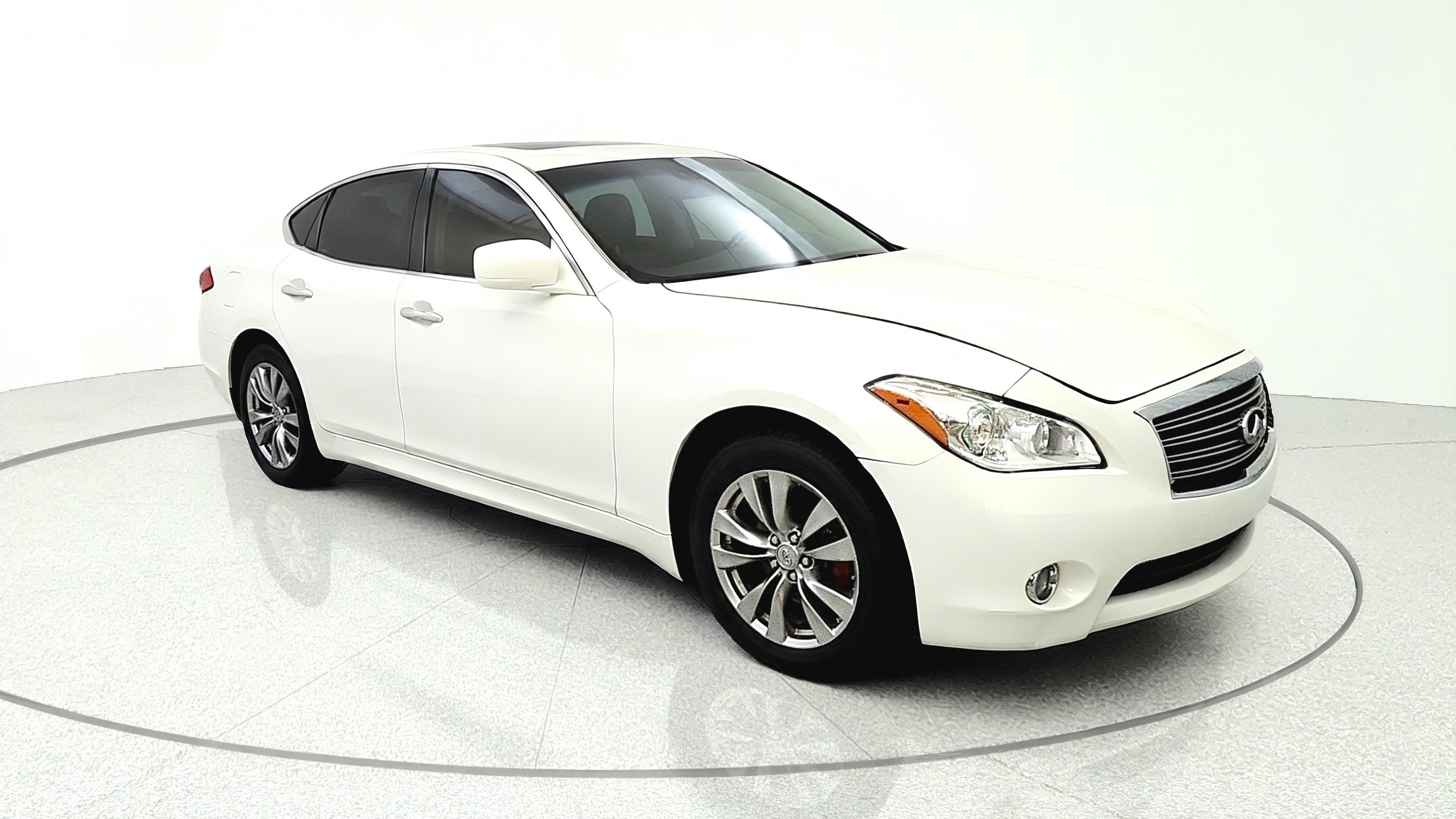 Used 2012 INFINITI M37 x w/ Deluxe Touring Pkg
