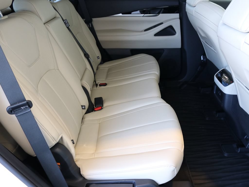 Certified 2025 INFINITI QX60 Pure w/ Cargo Package AWD/4WD image 43