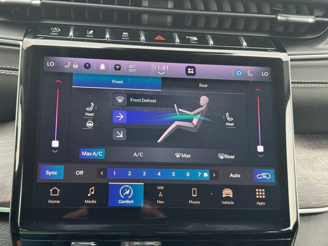 Certified 2023 Jeep Grand Cherokee L Limited AWD/4WD image 30