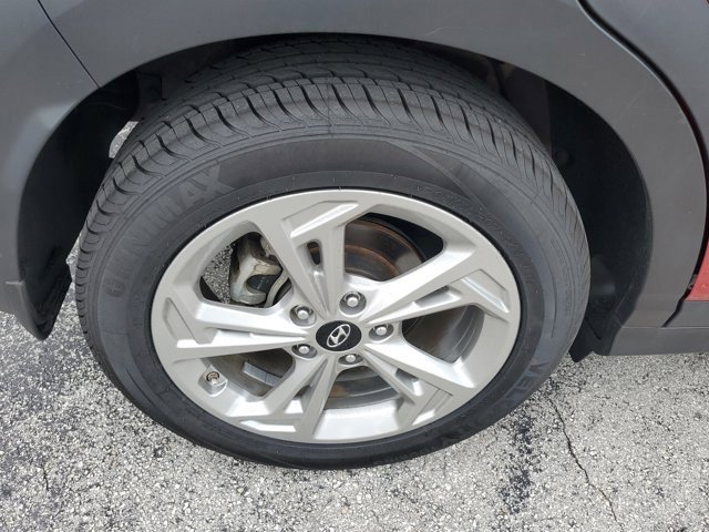 Used 2023 Hyundai Kona SEL w/ Convenience Package image 9