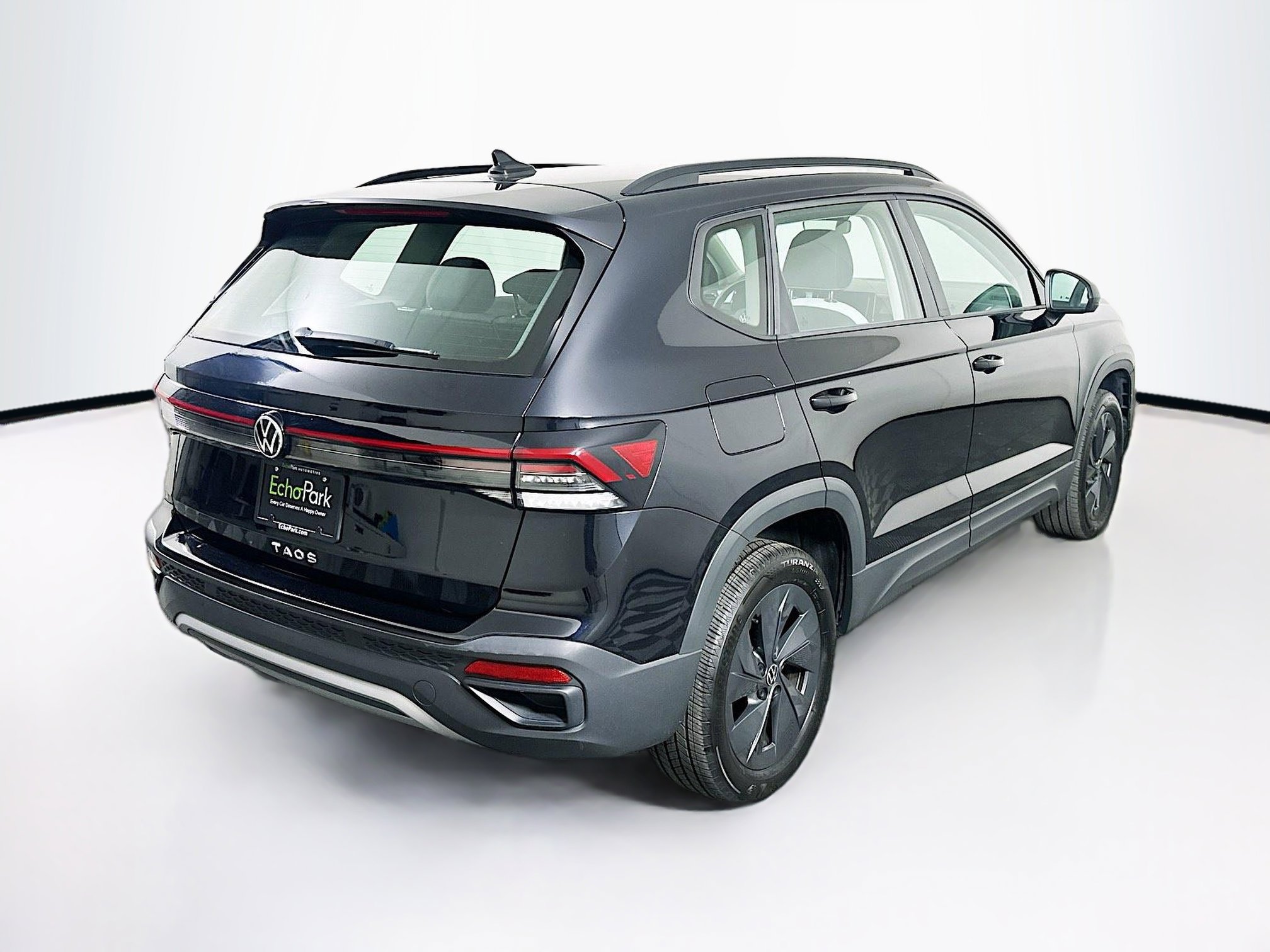 Used 2025 Volkswagen Taos S FWD image 9