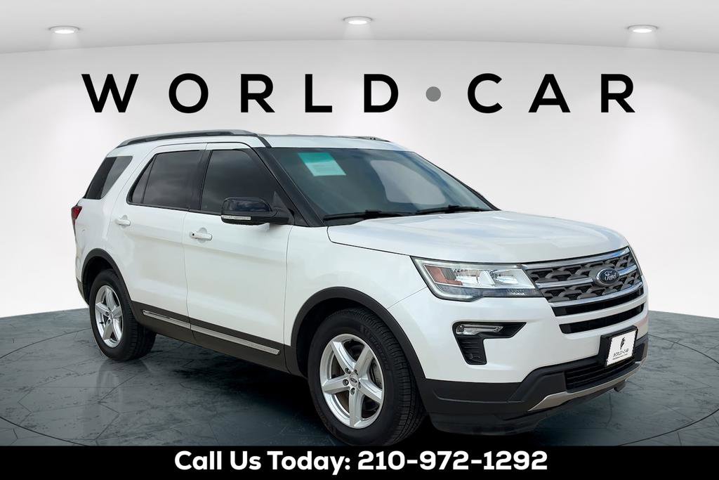 Used 2018 Ford Explorer XLT w/ Equipment Group 201A image 8