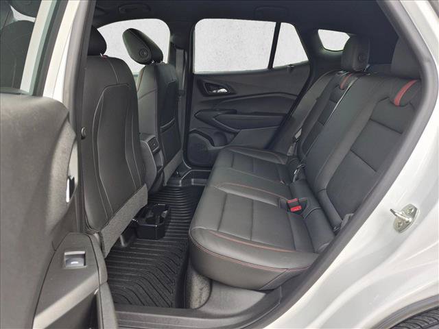 Certified 2025 Chevrolet Trax RS w/ Driver Confidence Package FWD image 18
