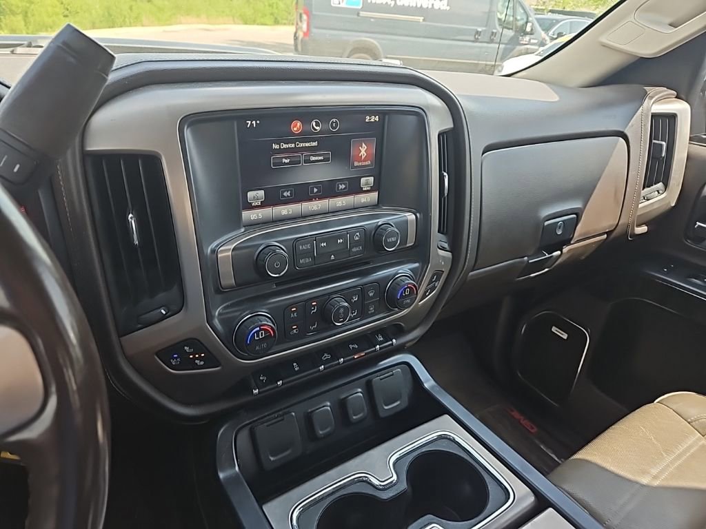 Used 2015 GMC Sierra 2500 Denali w/ Driver Alert Package image 20