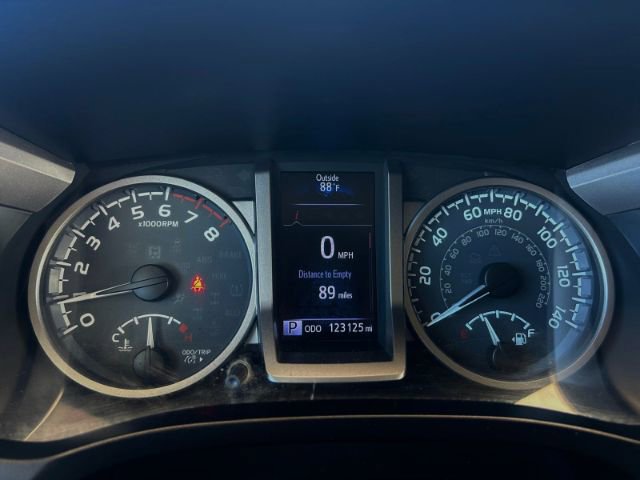 Used 2019 Toyota Tacoma SR5 image 18