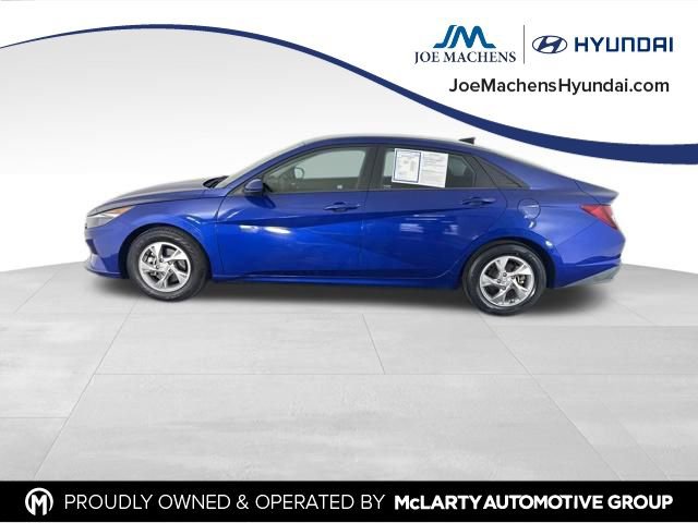Used 2021 Hyundai Elantra SE image 8