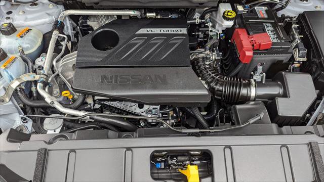Used 2024 Nissan Rogue SV image 30