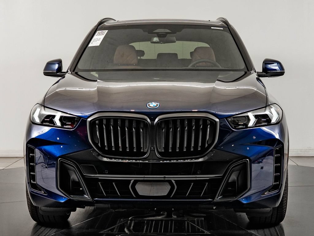 New 2026 BMW X5 xDrive50e w/ M Sport Package AWD/4WD image 2