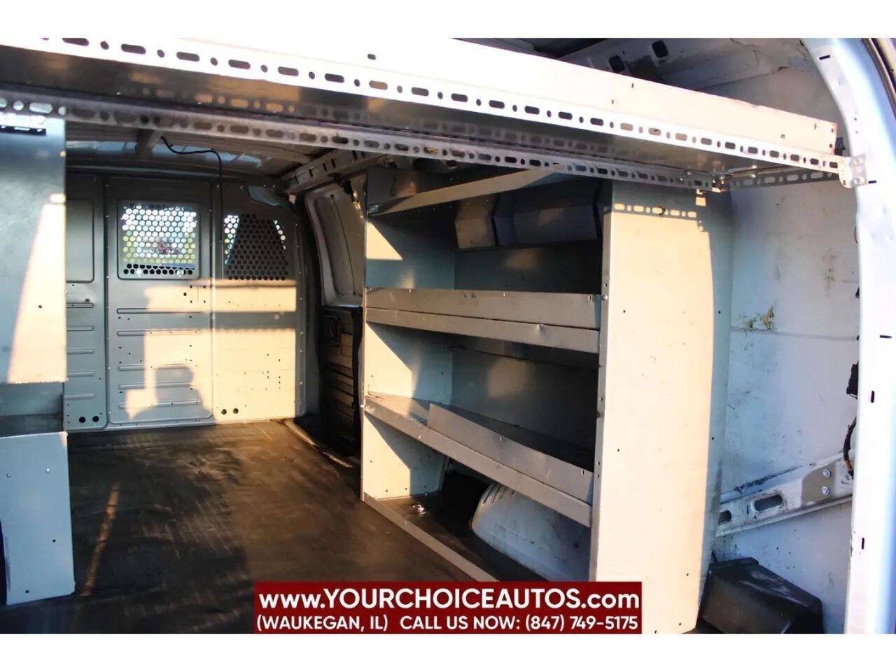Used 2016 GMC Savana 3500 Extended RWD image 10