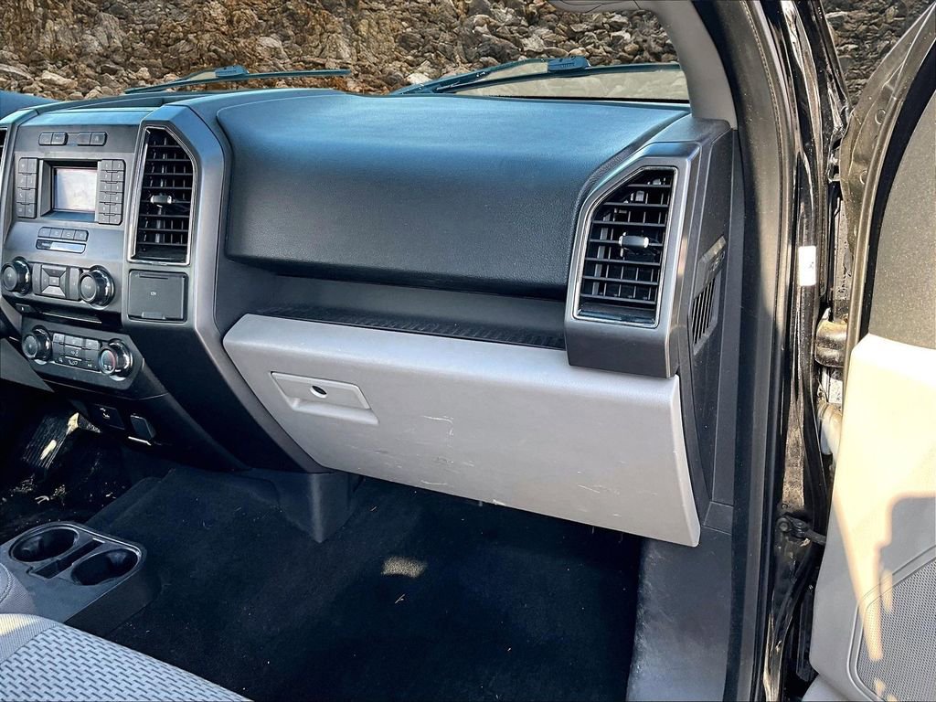 Used 2018 Ford F150 XLT w/ XTR Package image 14