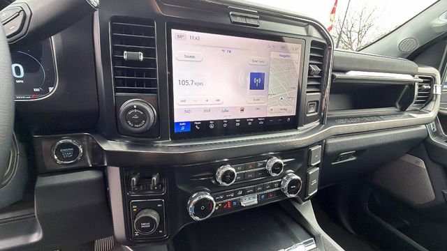 New 2026 Ford F250 Lariat w/ Black Appearance Package image 28