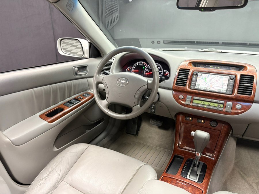 Used 2006 Toyota Camry XLE FWD Sedan 3.0L 6-Cyl image 37