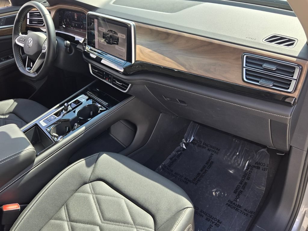 Certified 2026 Volkswagen Atlas SE FWD image 19