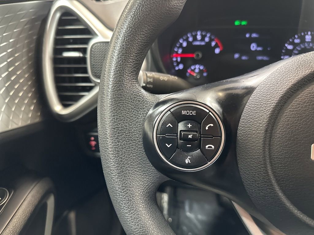 Used 2022 Kia Soul LX w/ Technology Package image 28
