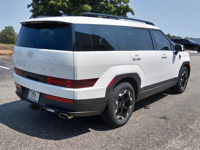 Used 2025 Hyundai Santa Fe SEL FWD image 3