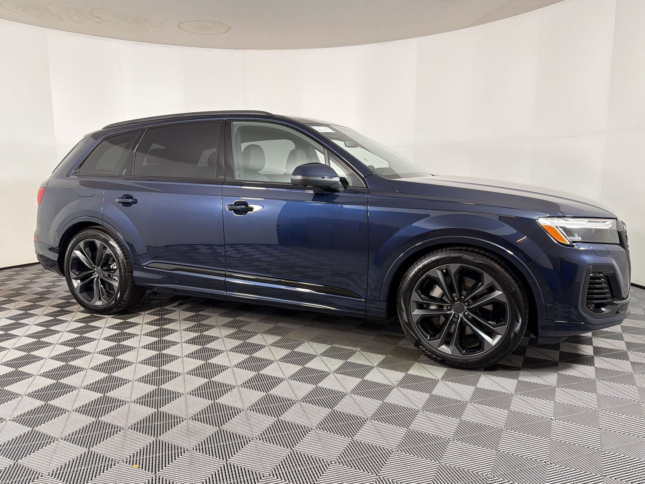 New 2026 Audi Q7 3.0T Premium Plus image 5