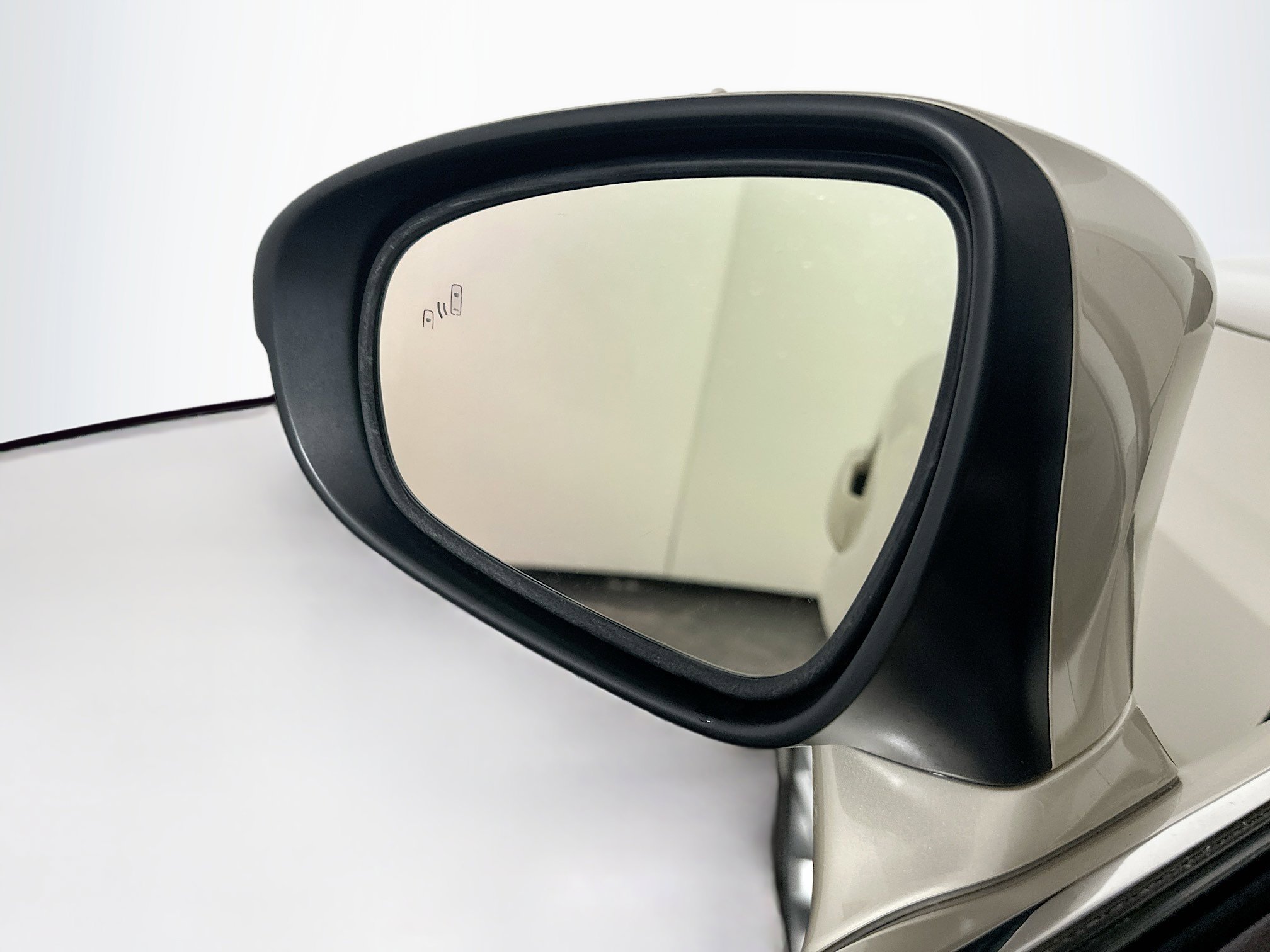 Used 2016 Lexus ES 350 w/ Luxury Package w/Wood Trim FWD image 16