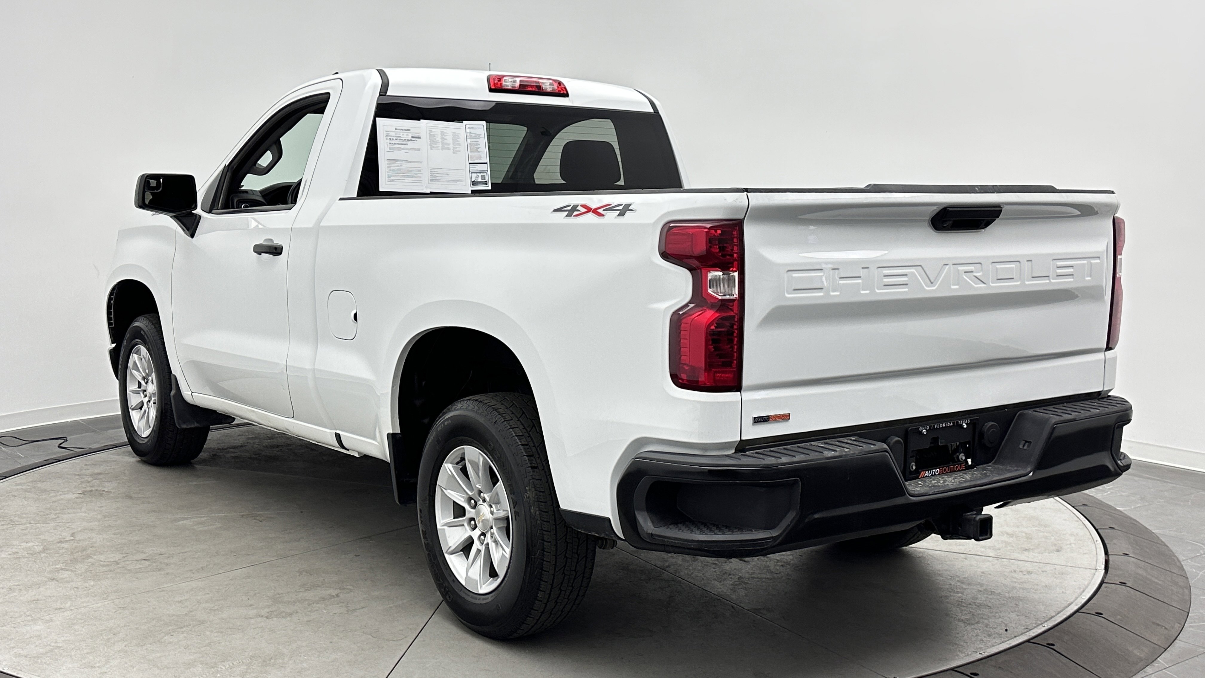 Used 2024 Chevrolet Silverado 1500 W/T w/ WT Convenience Package AWD/4WD image 4