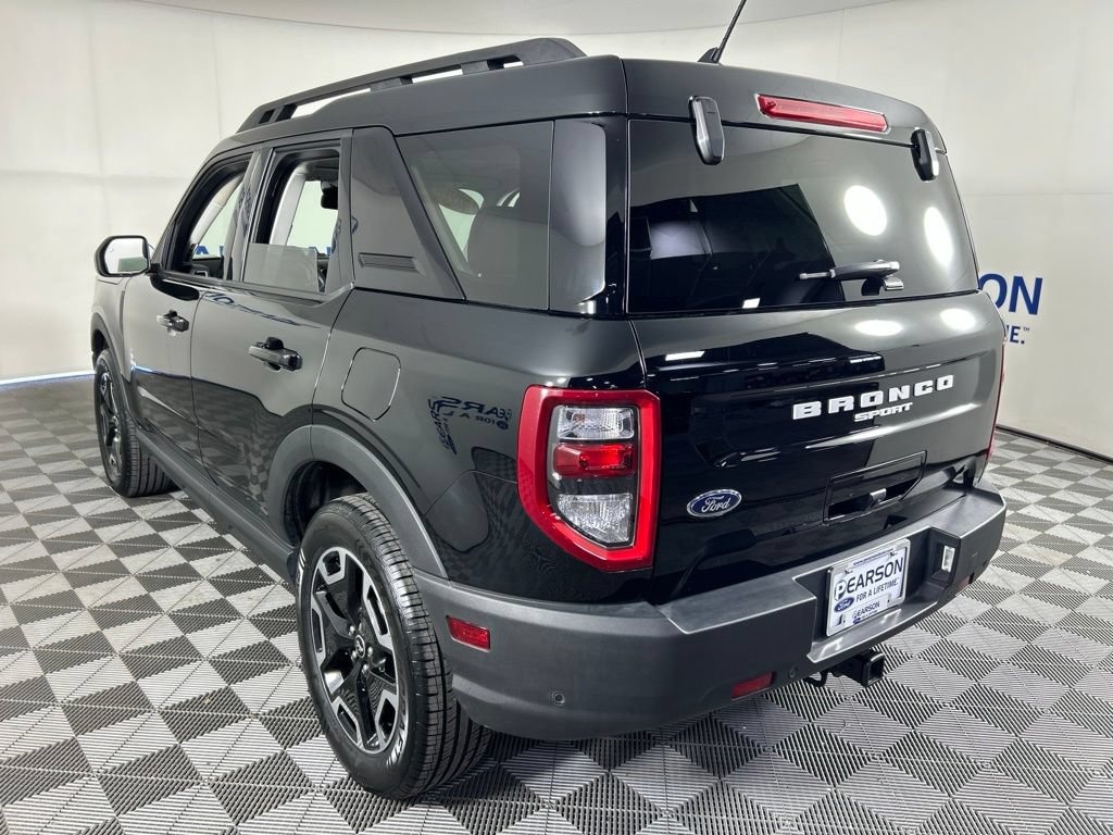 Used 2023 Ford Bronco Sport Outer Banks w/ Tech Package AWD/4WD image 8