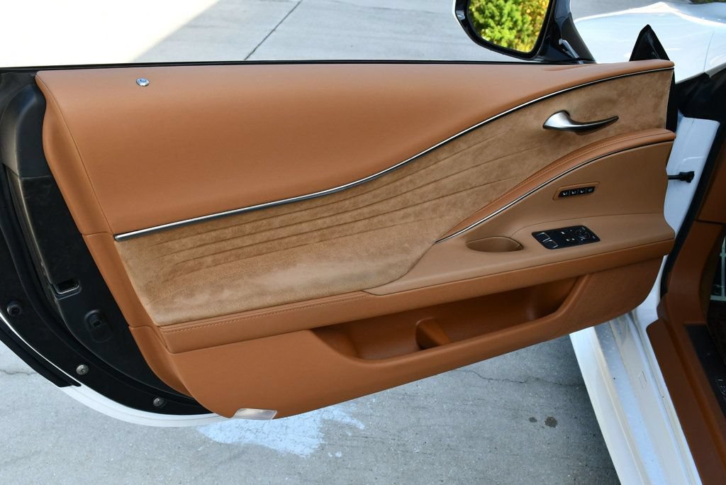 Used 2019 Lexus LC 500 Coupe w/ Sport Package RWD image 11