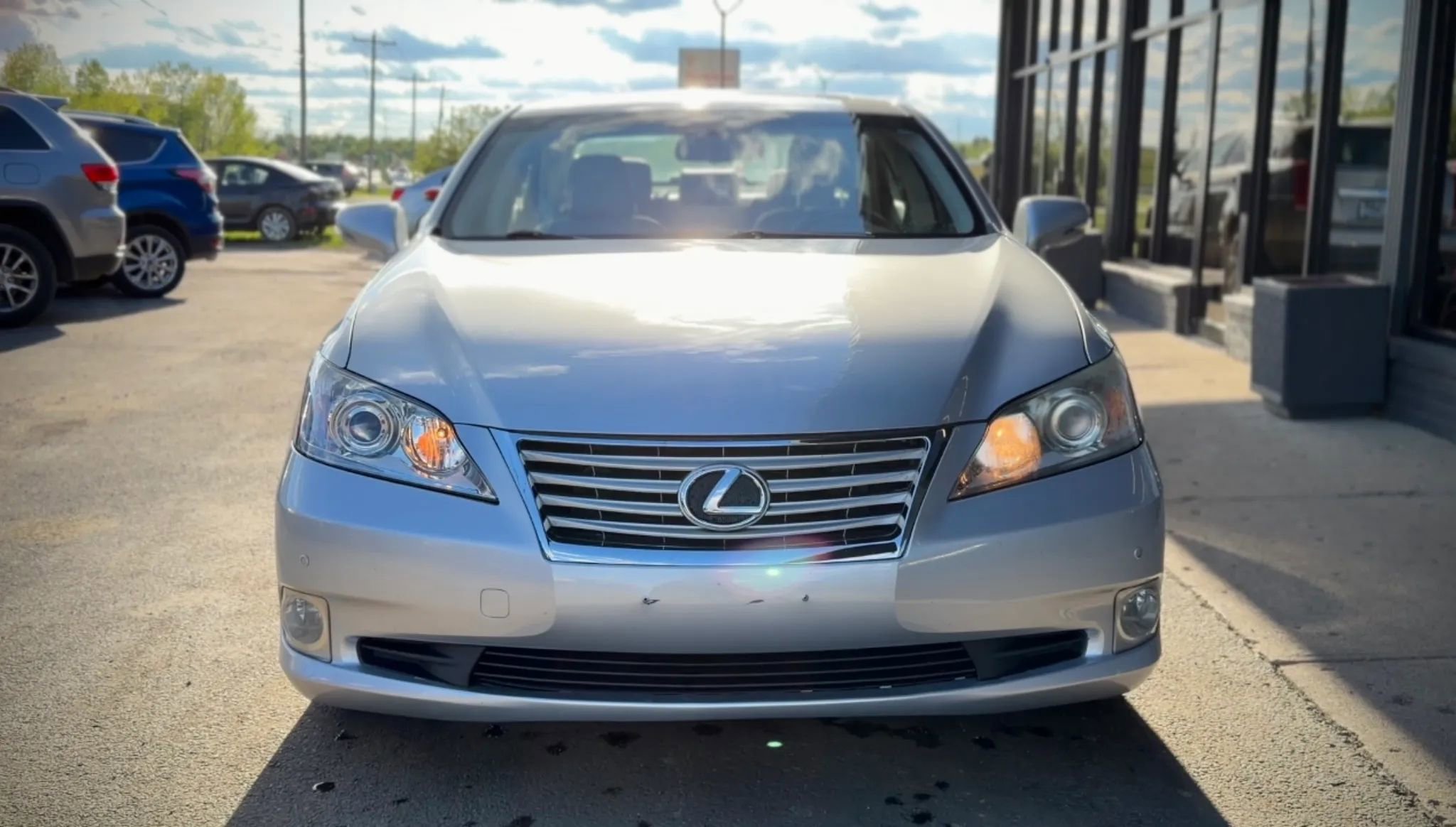 Used 2010 Lexus ES 350 FWD image 4