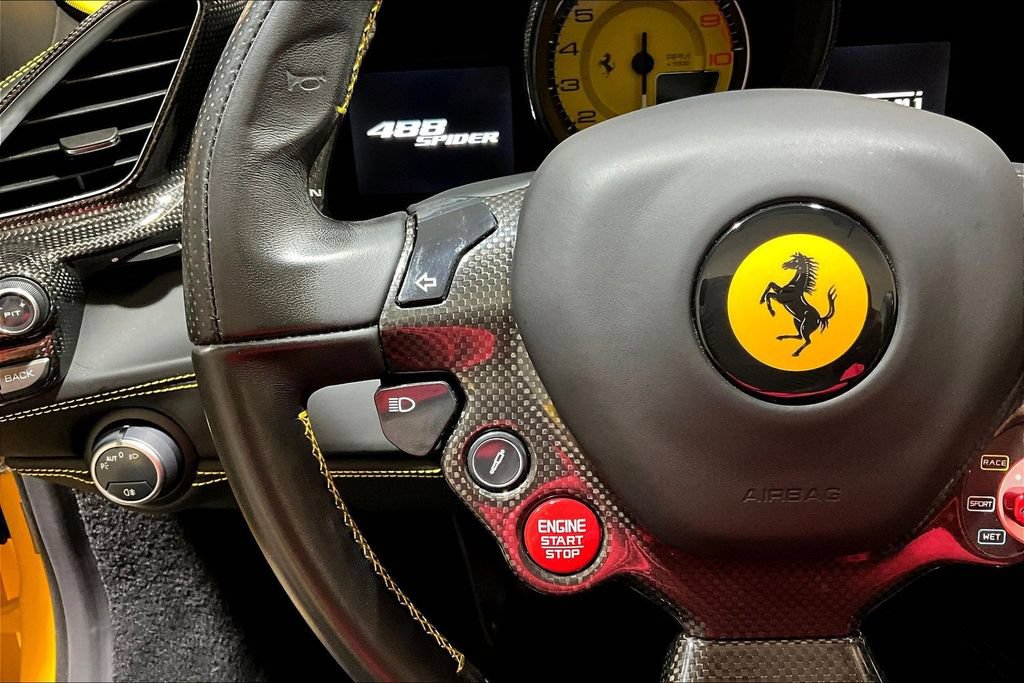 Used 2018 Ferrari 488 Spider RWD image 11
