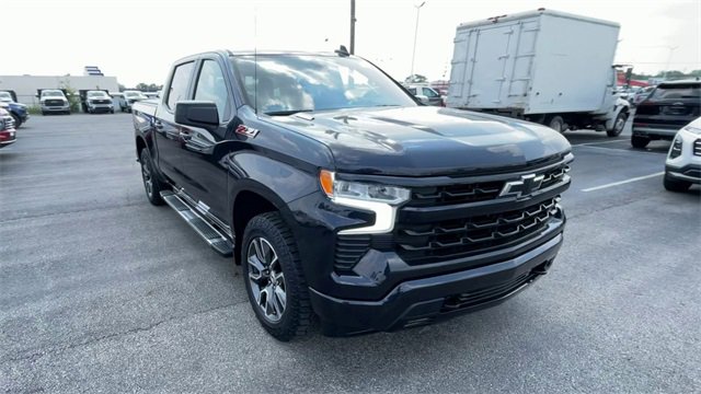 Used 2022 Chevrolet Silverado 1500 RST w/ Convenience Package II image 4