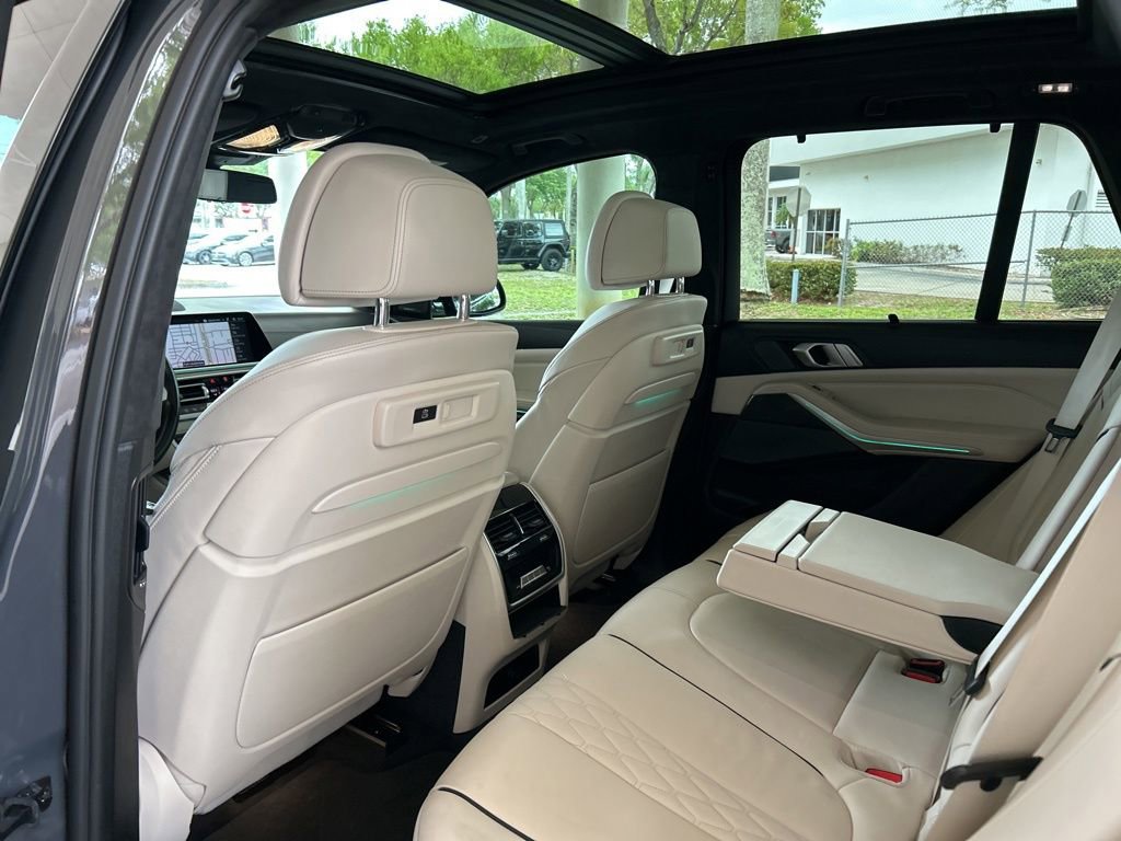 Used 2021 BMW X5 M50i w/ Executive Package image 50