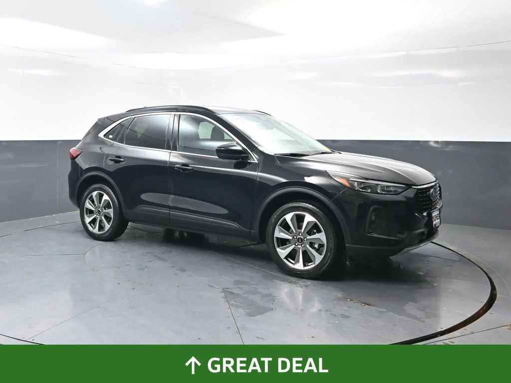 Used 2024 Ford Escape Platinum AWD/4WD image 5