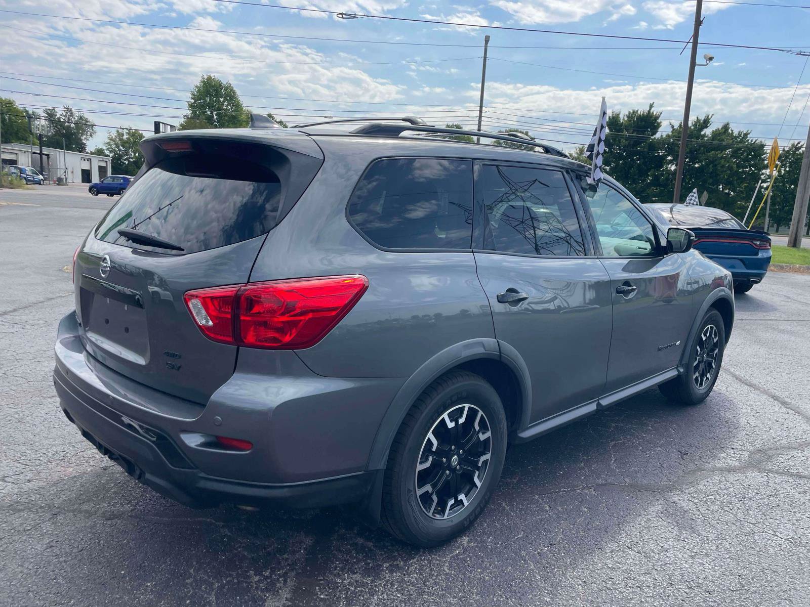 Used 2019 Nissan Pathfinder SV w/ Rock Creek Edition AWD/4WD image 9