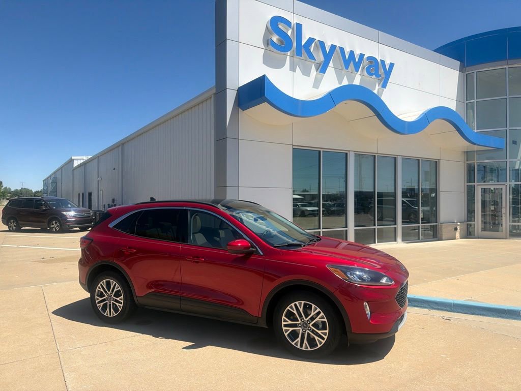 Used 2022 Ford Escape SEL FWD image 1