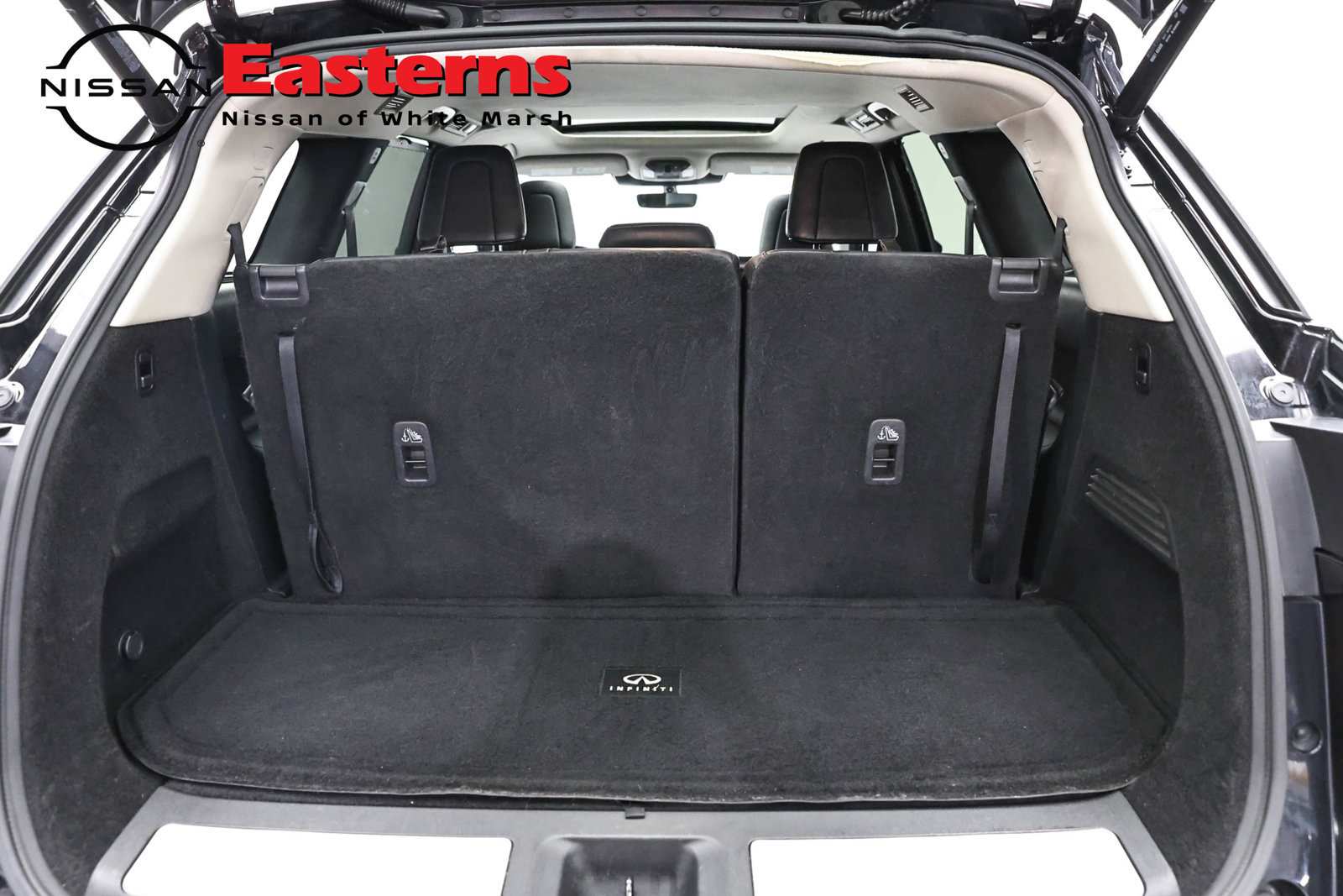 Used 2023 INFINITI QX60 Luxe w/ Cargo Package AWD/4WD image 9