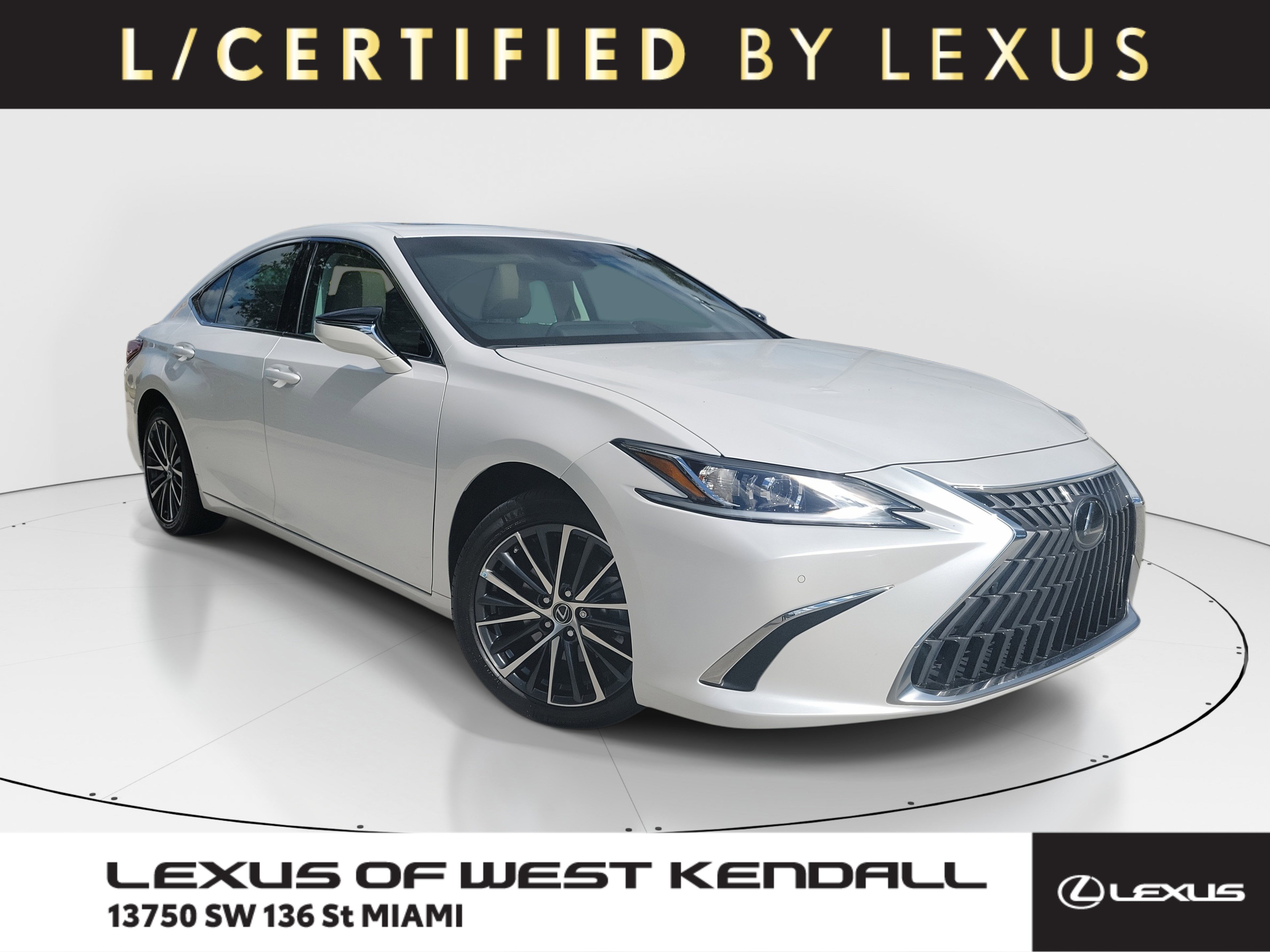 Used 2024 Lexus ES 250 w/ Premium Package image 1