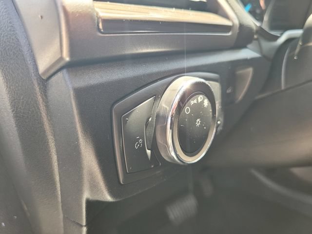 Used 2020 Ford Fusion SEL FWD image 17