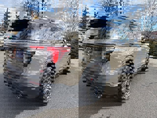 New 2026 Ford Explorer ST w/ Sun And Sound Package image 3