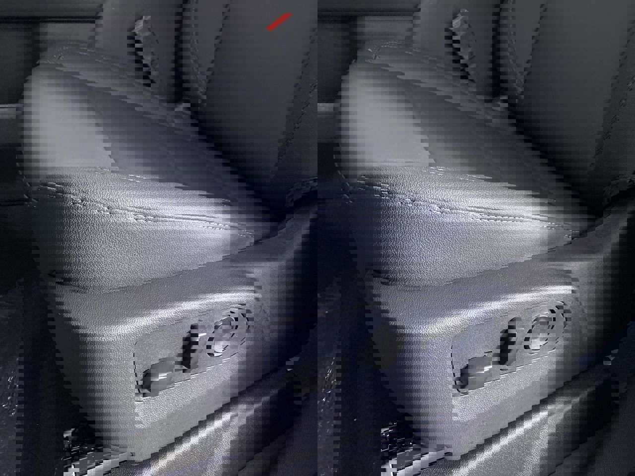 New 2026 Chevrolet Suburban Z71 w/ Comfort Package image 10