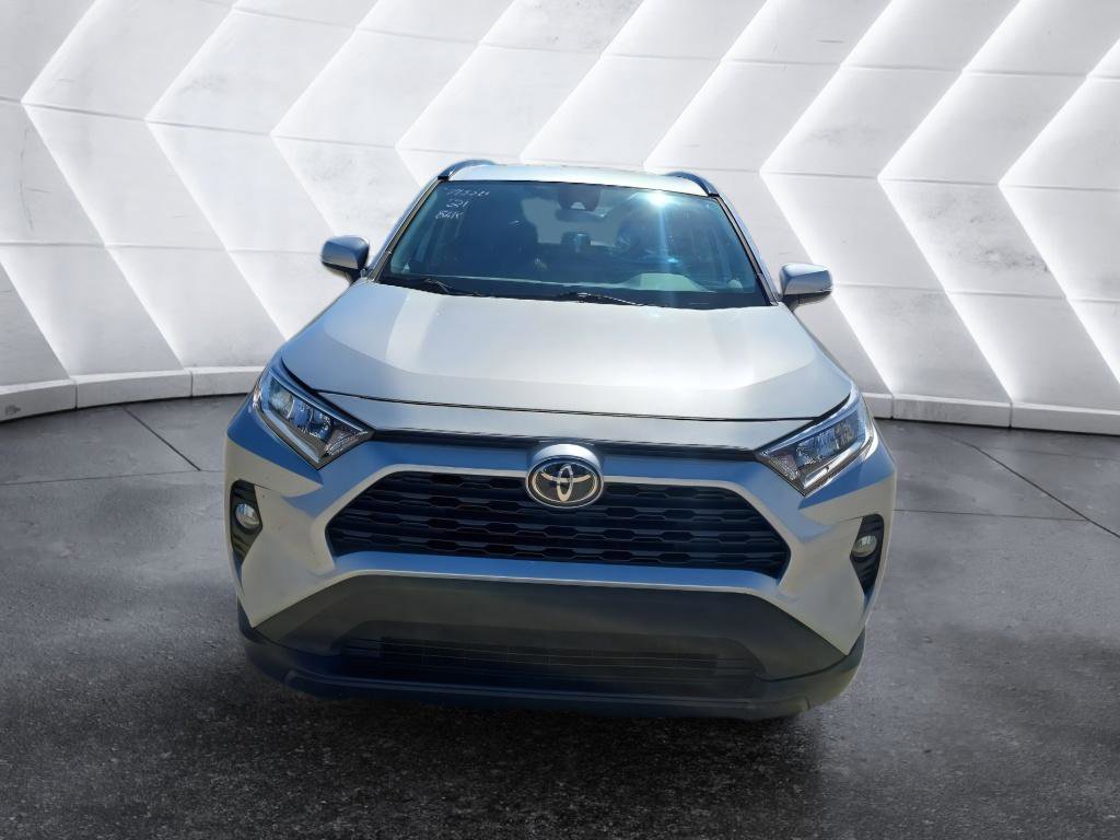 Used 2021 Toyota RAV4 XLE image 2