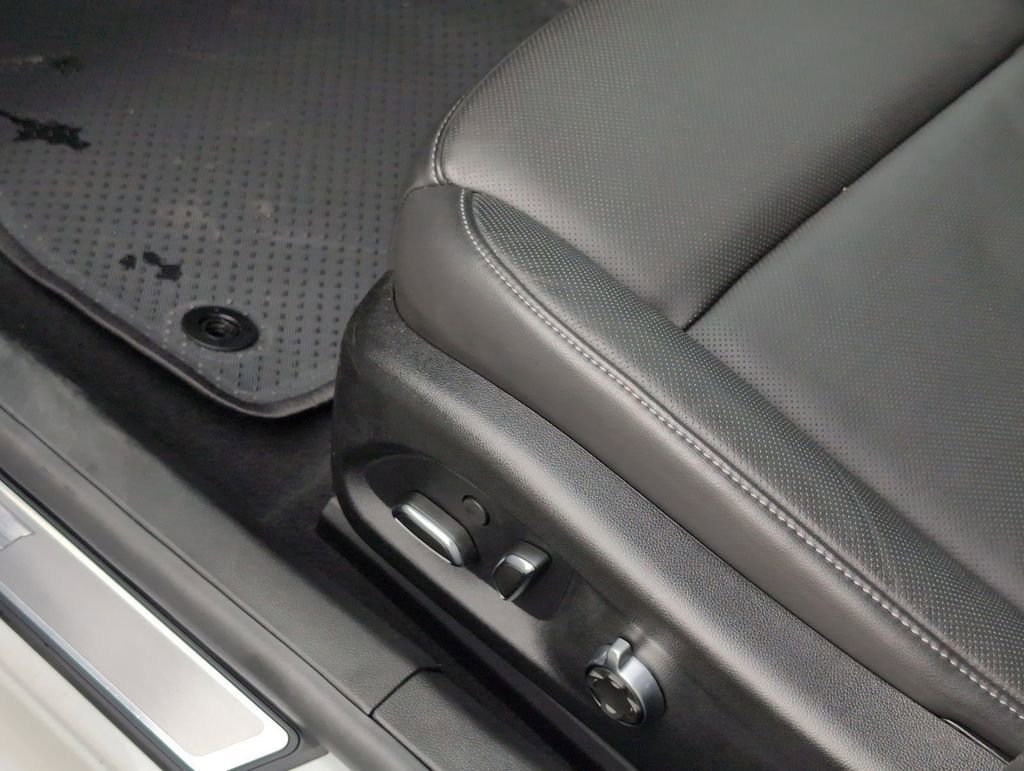 Used 2025 Cadillac CT5 Premium Luxury image 22