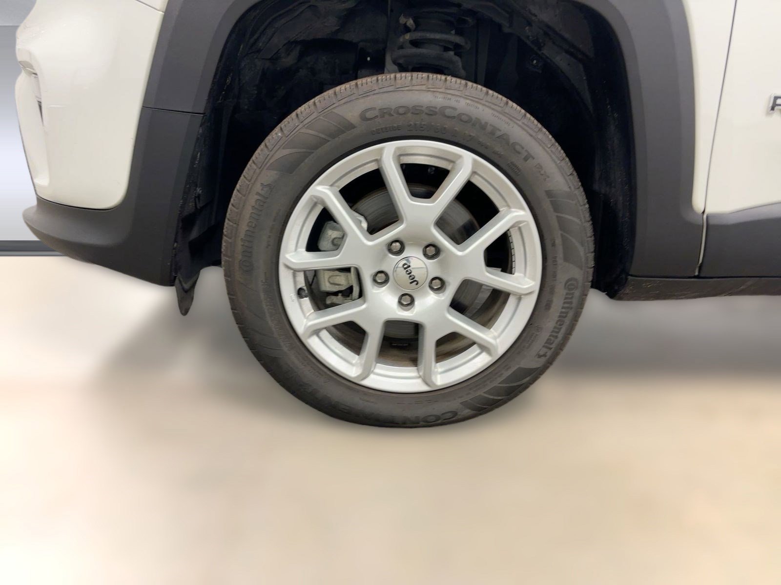 Used 2023 Jeep Renegade Latitude image 12