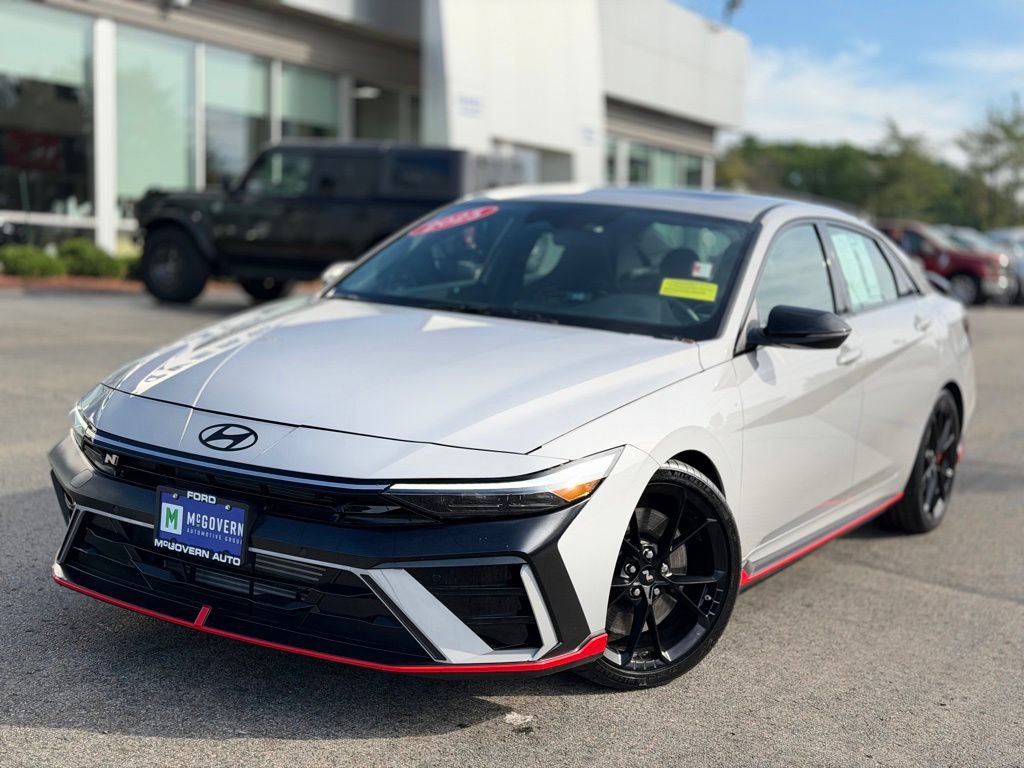 Used 2025 Hyundai Elantra N FWD image 1
