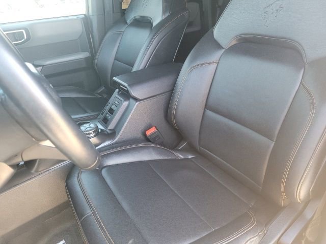Used 2023 Ford Bronco Badlands w/ Sasquatch Package image 22