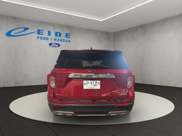 Used 2021 Ford Explorer XLT w/ Equipment Group 202A AWD/4WD image 11