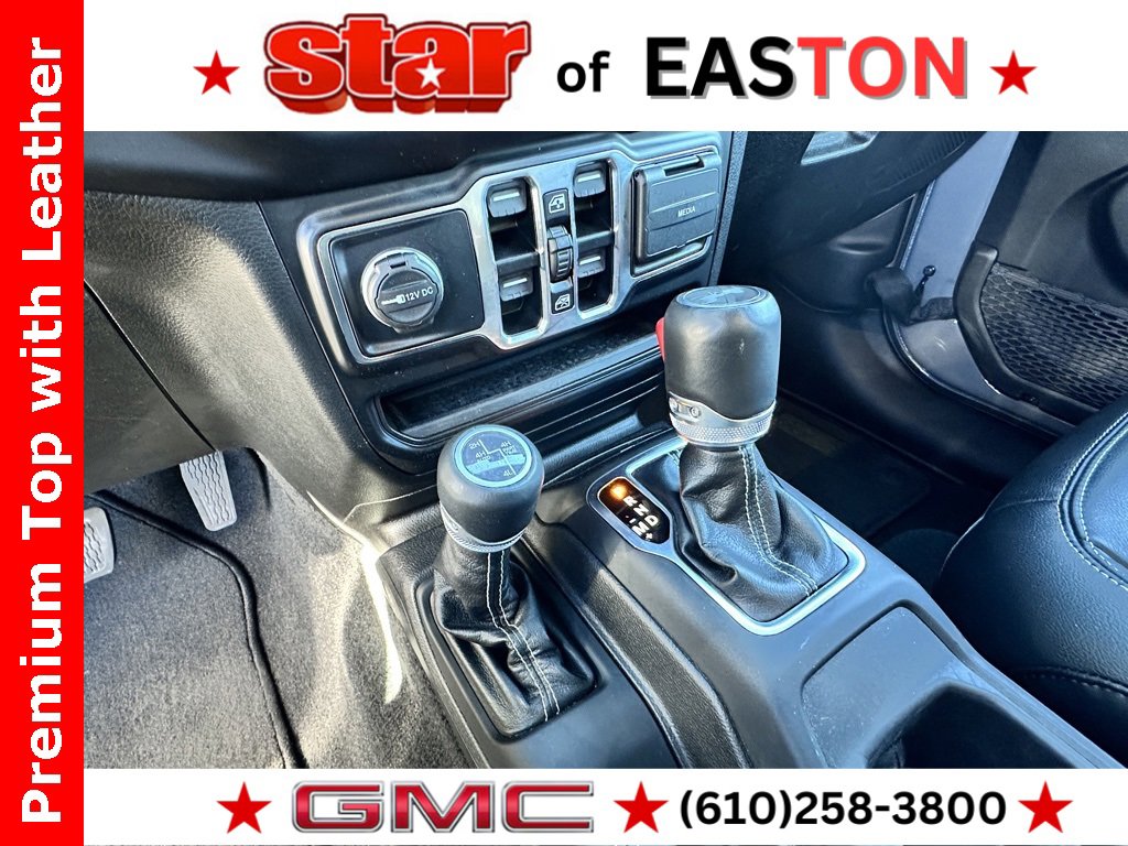 Used 2023 Jeep Wrangler Unlimited Sahara w/ Cold Weather Group image 29